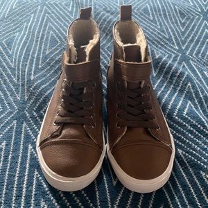 Boys size 13 fleece lined high tops
